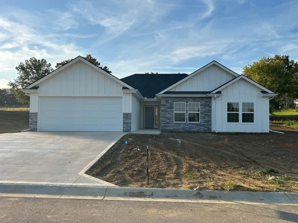 700 Cobb Cir, Odessa, MO 64076