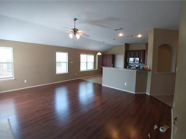 8512 Minturn Dr — Photo 8