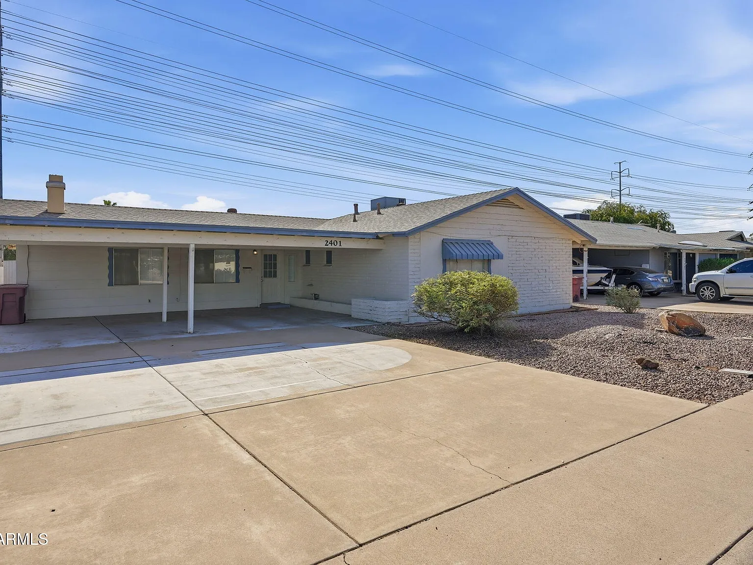 4 bed, 2.0 bath, 2068 sqft, $3,150 — Photo 3