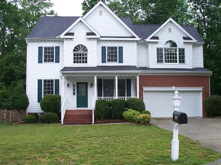 2005 Templeton Gap Dr — Photo 1
