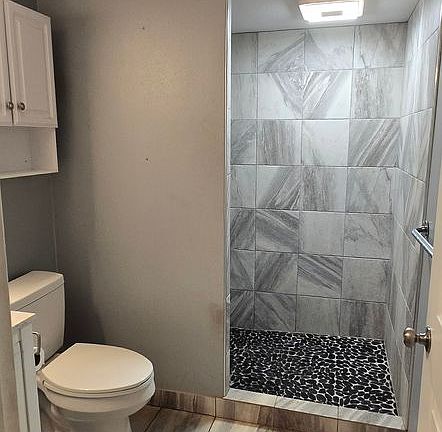 5th image of 111 Kahului Beach Rd APT B101