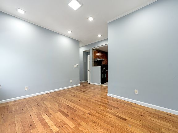 3rd image of 239 Tompkins Ave #C