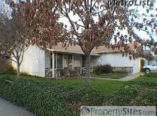 8951 Salmon Falls Dr, Sacramento, CA 95826