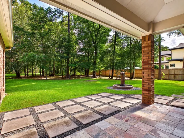 19521 Desna Dr, Porter, TX 77365