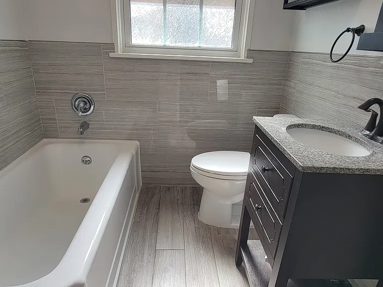 133 N Kings Rd #1/2 — Photo 31
