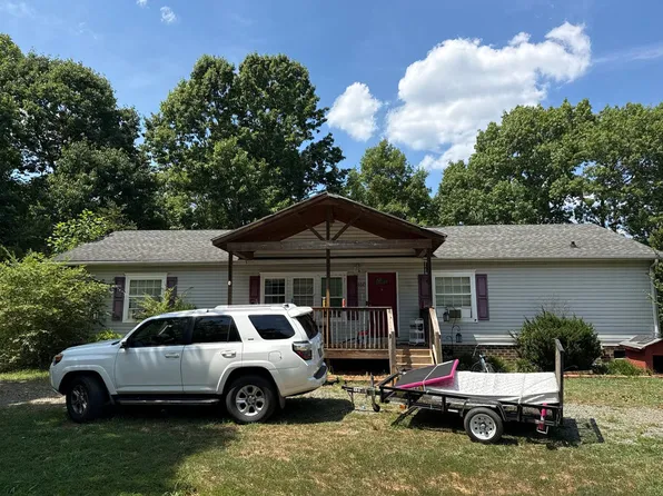 6645 Tree Lined Ct, Snow Camp, NC 27349