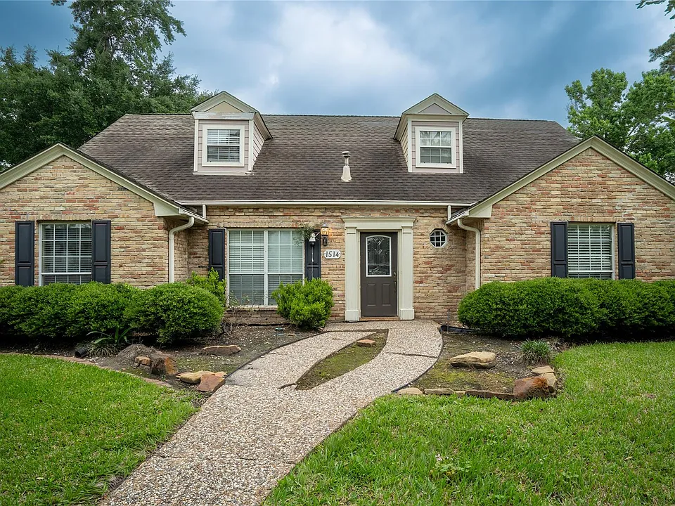 1514 Roanwood Dr