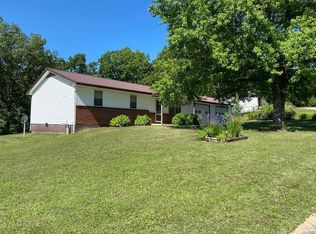 77 Walnut St, Viburnum, MO 65566