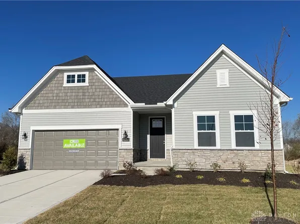 1304 Ellington Ct, Carlisle, OH 45005