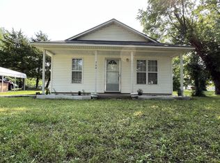 202 S Smith St, Fairland, OK 74343