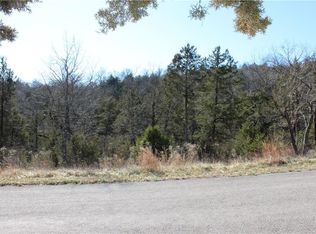 15 Deer Run Dr #8, Eureka Springs, AR 72631