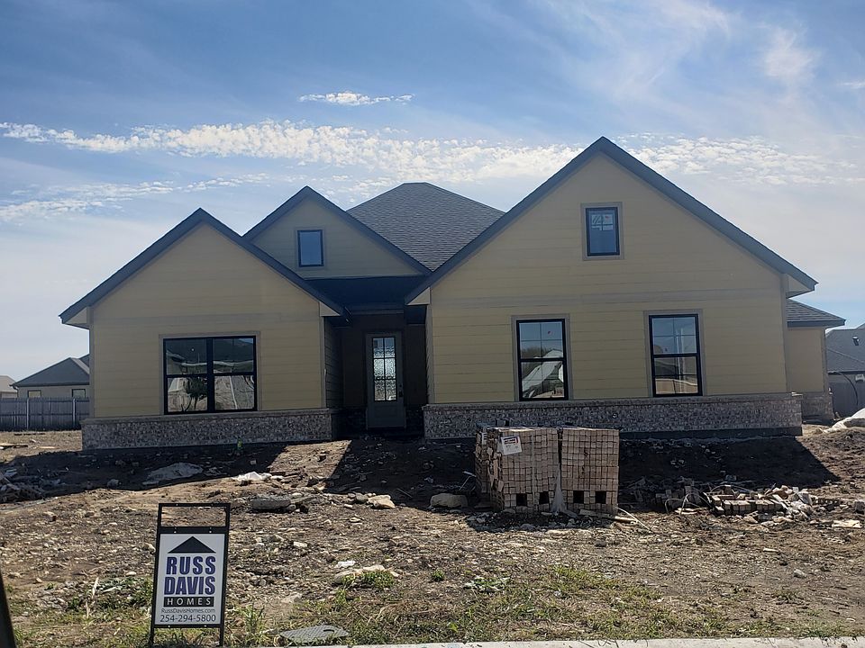 2nd image of 10124 Charmwood Dr
