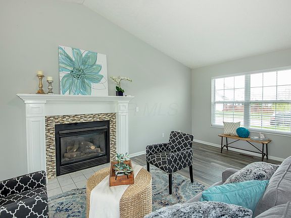 4th image of 1620 Grove Hill Dr