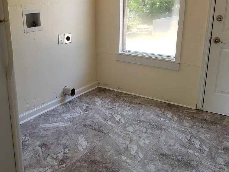 2803 SW H Ave — Photo 10