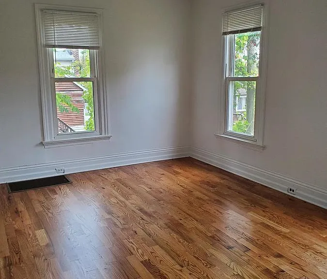 470 Hawkins St #1 — Photo 5