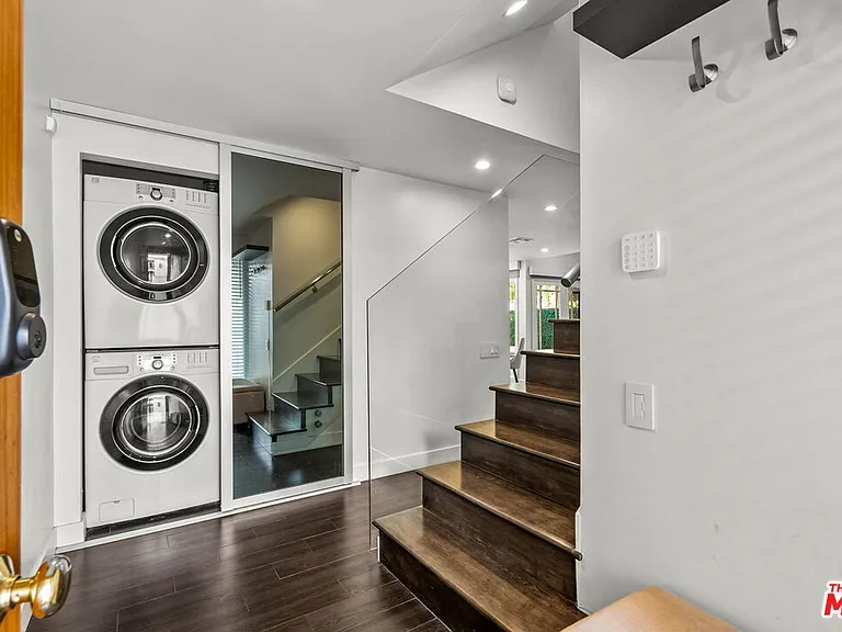 2909 Arizona Ave #15 — Photo 5