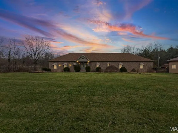 728 Shawnee Rd, Pocahontas, IL 62275