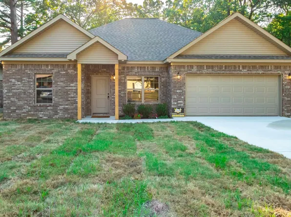 10300 Woodbridge Dr, Little Rock, AR 72209