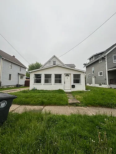774 Florida Ave Photo 1