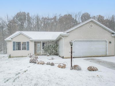 18805 Meadowflower Dr, New Paris, IN, 46553