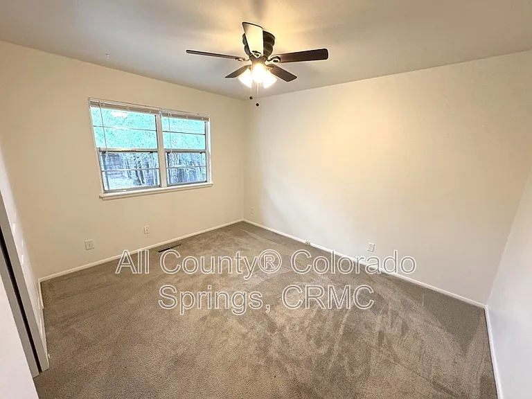 1515 Eagle View Dr — Photo 9