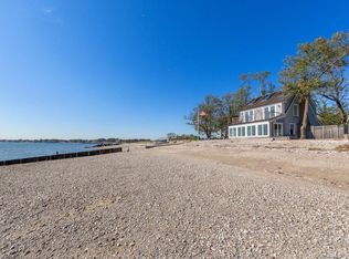12 Cockenoe Dr, Westport, CT 06880