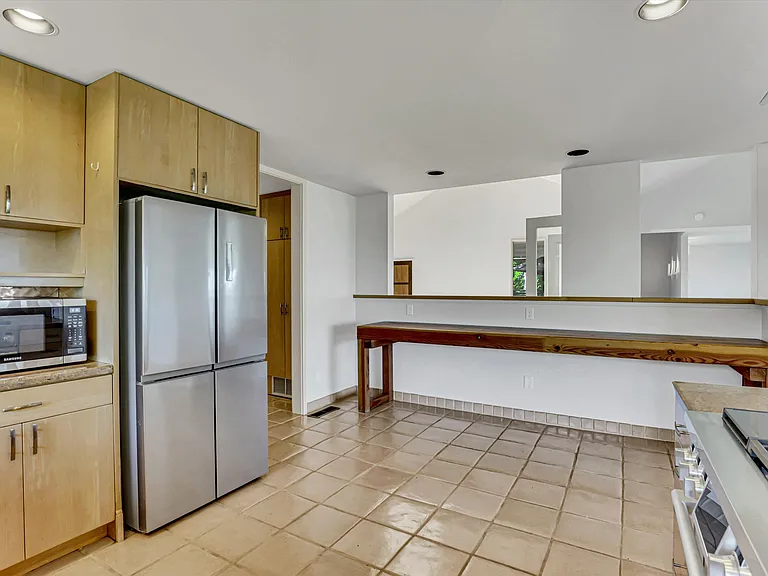 17642 Upper Cherry Ln — Photo 13