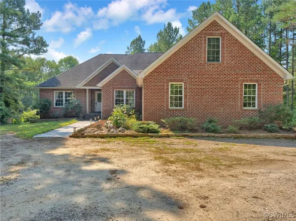 19296 Shumans Rd, Ruther Glen, VA 22546