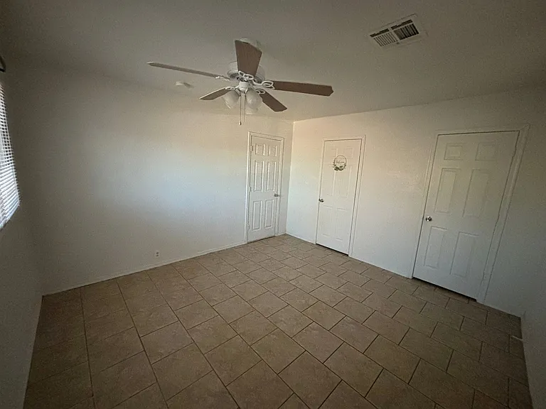 874 S Palm Ave — Photo 14