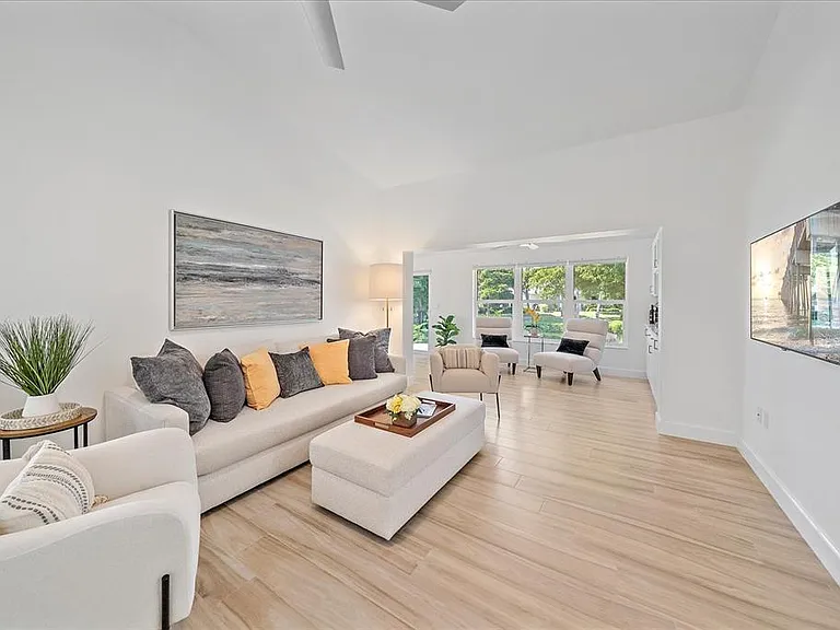 1684 Pintail Way — Photo 4