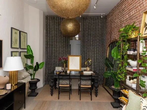 1102 Washington Street image 2 of 18