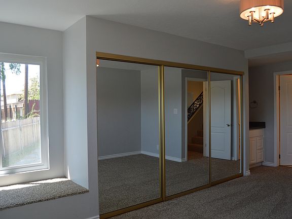 3rd image of 603 N Darfield Ave
