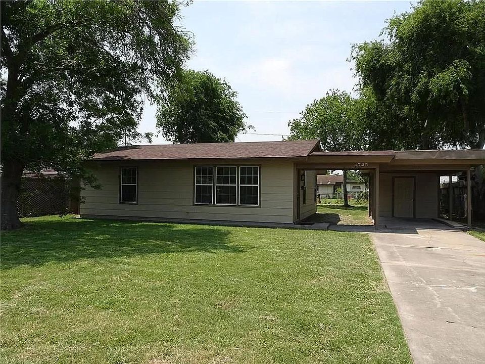 1st image of 4725 Willowbrook Dr
