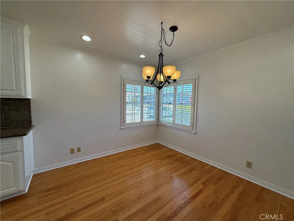 3 bed, 1432 sqft, $3,650 — Photo 4