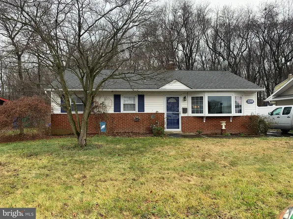 2206 David Dr, Bristol, PA 19007