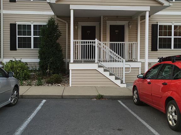 3rd image of 303 Tupelo Dr