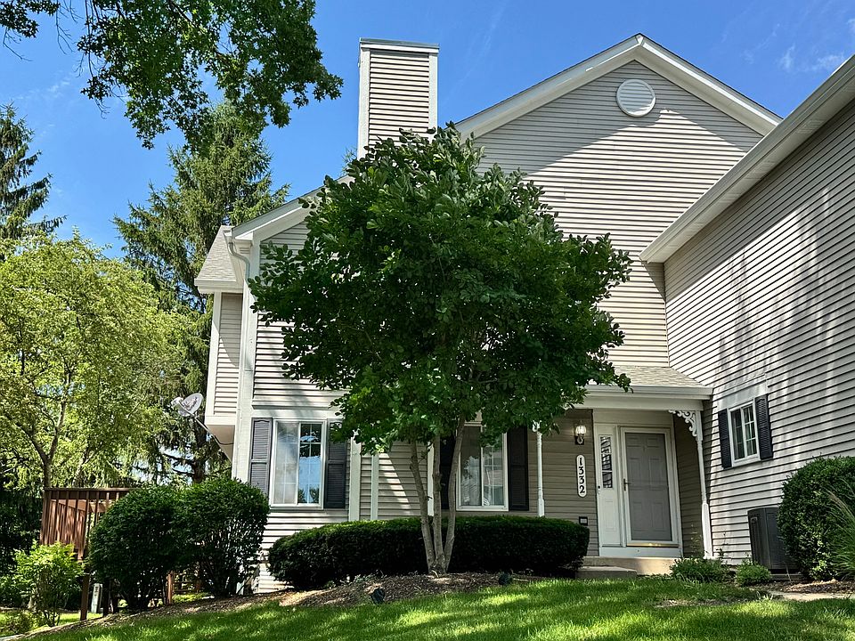 1st image of 1332 Sandhurst Ln #B