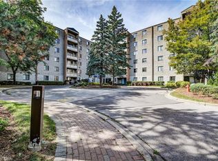 89 Westwood Rd #405, Guelph, ON N1H 7J6