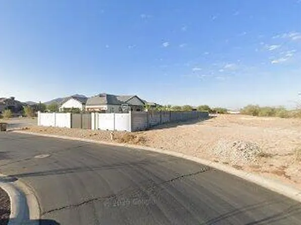 35470 N GRAPEFRUIT Drive #32, San Tan Valley, AZ 85144