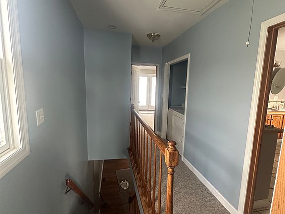 5th image of 522 E 2nd Ave