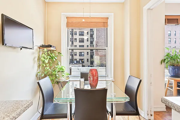 Sold by Corcoran | media 6