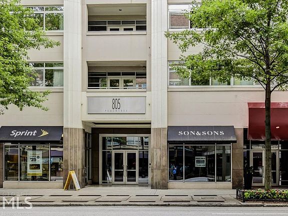 3rd image of 805 Peachtree St NE