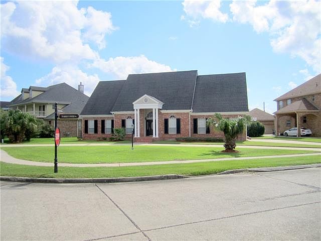 1st image of 6141 Eastover Dr