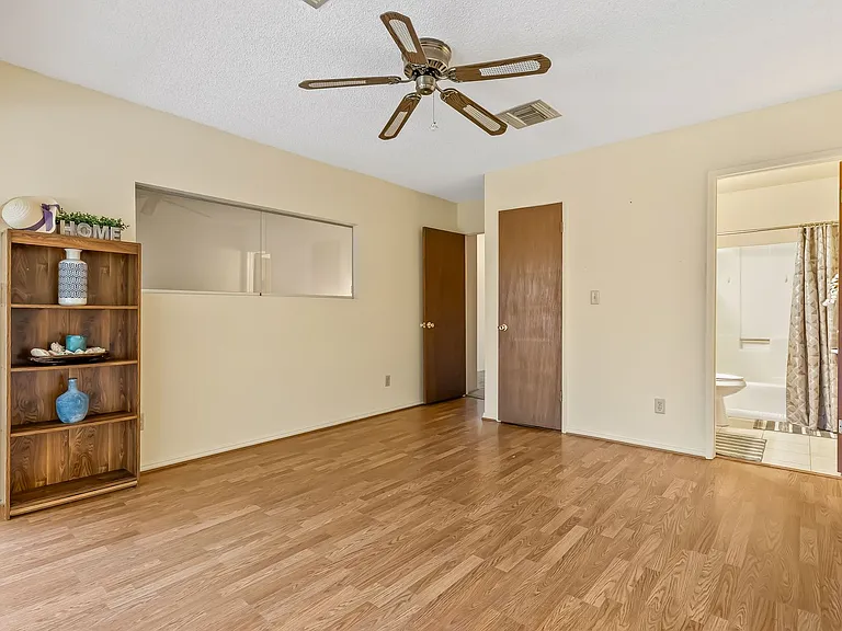 2687 Country Club Dr — Photo 24