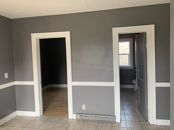 4th image of 1019 8th St #2F
