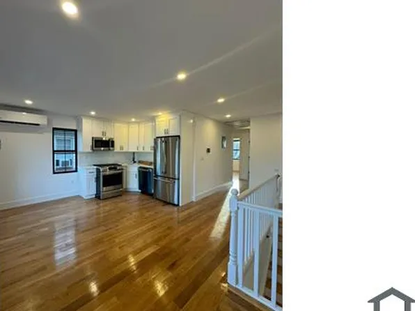 11138 168th St, Jamaica, NY 11433