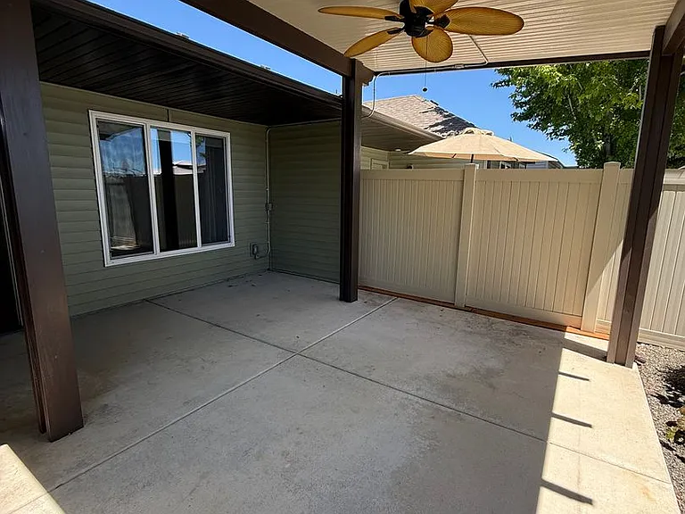 2839 E Apricot Dr — Photo 21