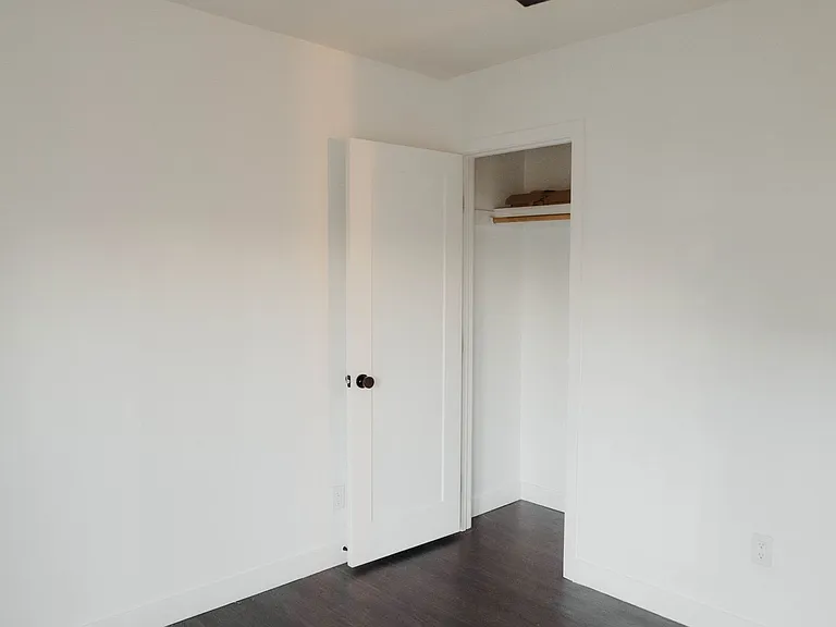 10401 N 15th Ave — Photo 11