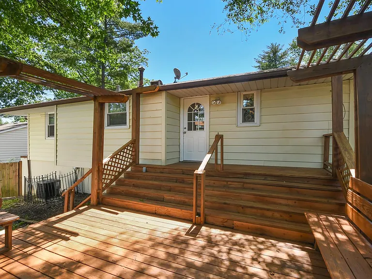 721 Montego Dr — Photo 20