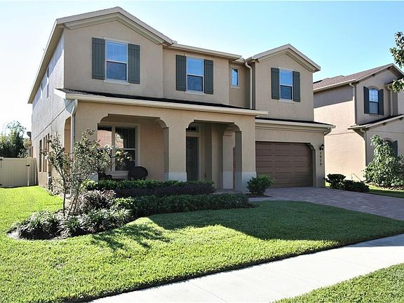 2nd image of 1929 Arden Oaks Dr